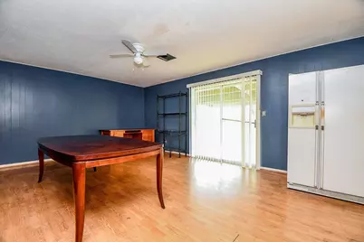 703 S Washington Street, El Campo, TX 77437 - Photo 10