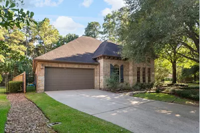 14 Mystic Pines Court, The Woodlands, TX 77382 - Photo 2