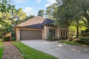 14 Mystic Pines Ct, The Woodlands, TX 77382 - Photo 2