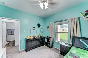 9850 Hunter Spgs Dr, Conroe, TX 77306 - Photo 30