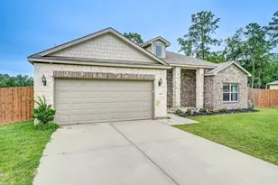 9850 Hunter Spgs Dr, Conroe, TX 77306 - Photo 4