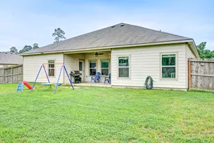 9850 Hunter Spgs Dr, Conroe, TX 77306 - Photo 40