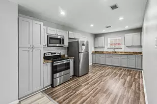 22530 SW Willow Branch Ln, Tomball, TX 77375 - Photo 6