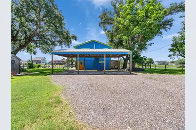 2172 County Road 297, Sargent, TX 77414 - Photo 26
