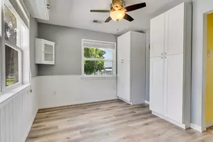 2172 County Rd 297, Sargent, TX 77414 - Photo 16