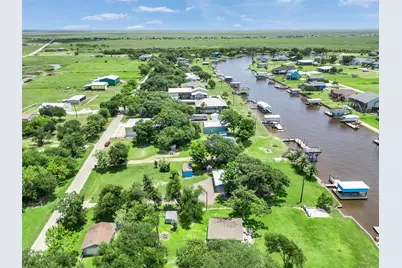 2172 County Road 297, Sargent, TX 77414 - Photo 20