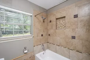 5710 Cherry St, Houston, TX 77026 - Photo 16