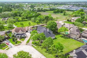 310 Del Monte Dr, Friendswood, TX 77546 - Photo 4