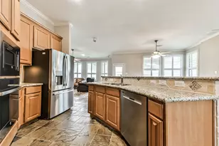 310 Del Monte Dr, Friendswood, TX 77546 - Photo 14