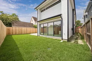 2218 Gostick St, Houston, TX 77008 - Photo 48
