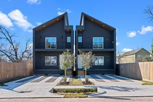 236 E 39th St, Houston, TX 77018 - Photo 2