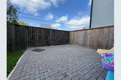 3304 Timbergrove Heights Street, Houston, TX 77008 - Photo 12