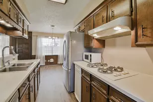 13915 Roundstone Ln, Houston, TX 77015 - Photo 16