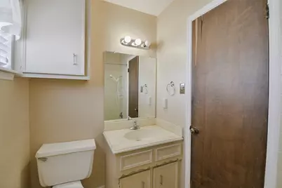 13915 Roundstone Lane, Houston, TX 77015 - Photo 18