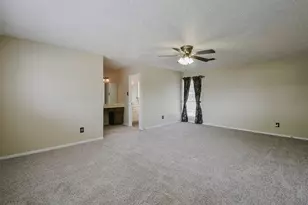 13915 Roundstone Ln, Houston, TX 77015 - Photo 28