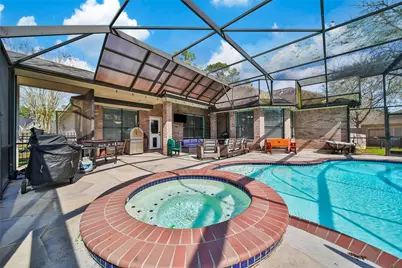 1002 Acorn Court, Friendswood, TX 77546 - Photo 40