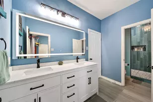 1002 Acorn Ct, Friendswood, TX 77546 - Photo 34