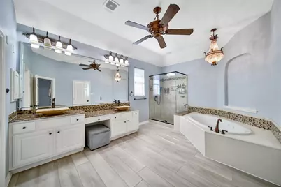 1002 Acorn Court, Friendswood, TX 77546 - Photo 26