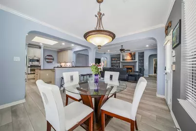 1002 Acorn Court, Friendswood, TX 77546 - Photo 14