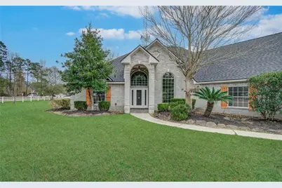 8001 Hills Parkway, Montgomery, TX 77316 - Photo 2