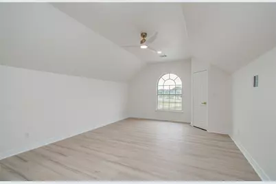 8001 Hills Parkway, Montgomery, TX 77316 - Photo 34