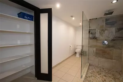 2000 Bagby Street #11416, Houston, TX 77002 - Photo 12