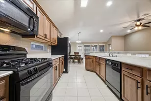 2613 Los Alamos Cir, Deer Park, TX 77536 - Photo 10