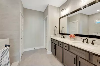 16043 Hayes Park Drive, Houston, TX 77079 - Photo 36