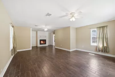 14906 Quaking Aspen Drive, Tomball, TX 77377 - Photo 4