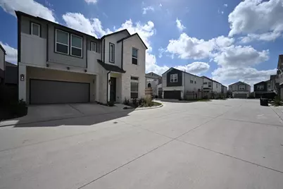 4112 Farm Hollow Street, Houston, TX 77080 - Photo 4