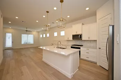 4112 Farm Hollow Street, Houston, TX 77080 - Photo 8