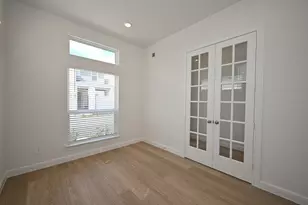 4112 Farm Holw St, Houston, TX 77080 - Photo 6