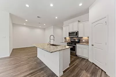 907 Youth Water Road, Montgomery, TX 77316 - Photo 10