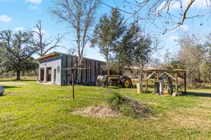 5519 Kincer Rd, Damon, TX 77430 - Photo 36