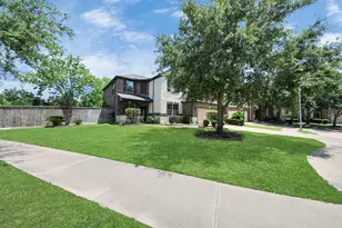 4410 Lodge Vine Ct, Sugar Land, TX 77479 - Photo 50