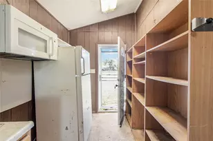 103 Leaning Oaks St, Somerville, TX 77879 - Photo 16