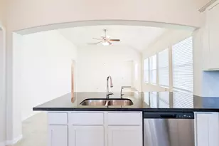 6303 Prince Pl Dr, Rosenberg, TX 77471 - Photo 4