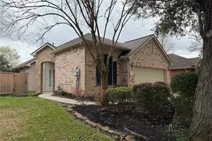 2205 W Marsala Dr, Pearland, TX 77581 - Photo 2