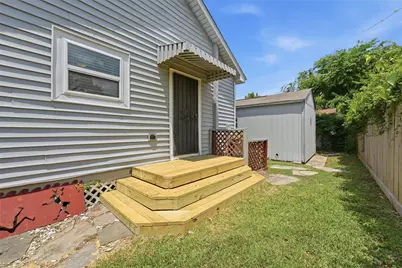 202 E 34th Street, Houston, TX 77018 - Photo 14