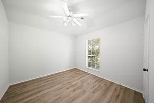 2415 Wyckchester Dr, Pearland, TX 77584 - Photo 8