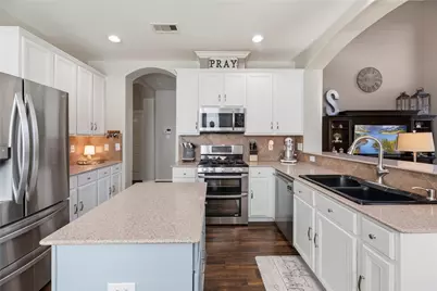 12611 N Raven Shore Drive, Cypress, TX 77433 - Photo 12