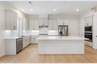 25225 Liberty Mill Drive, The Woodlands, TX 77380 - Photo 18