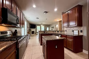 31310 Evergreen Park Ln, Conroe, TX 77385 - Photo 8