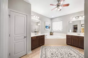 15552 Guinevere Ln, Montgomery, TX 77316 - Photo 16