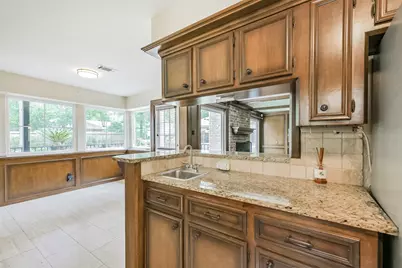 2027 Woodland Valley Drive, Kingwood, TX 77339 - Photo 20