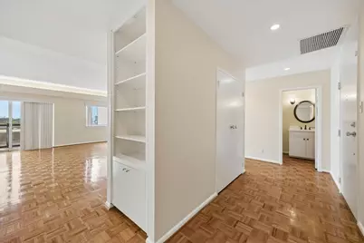 2929 Buffalo Speedway #A303, Houston, TX 77098 - Photo 2