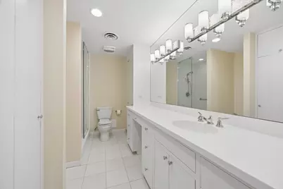 2929 Buffalo Speedway #A303, Houston, TX 77098 - Photo 18