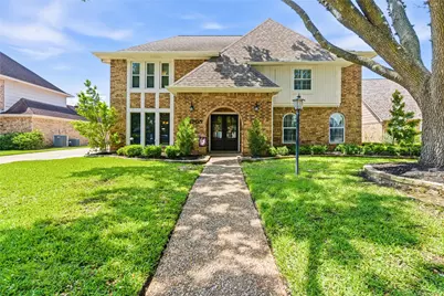 1705 Country Club Boulevard, Sugar Land, TX 77478 - Photo 1