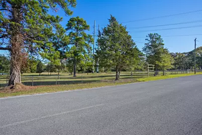 12029 Thompson Road, Willis, TX 77318 - Photo 4