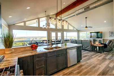 1526 Lakeside Drive W, Canyon Lake, TX 78133 - Photo 8